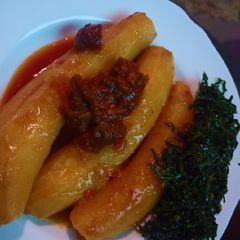 A picture of Matoke.