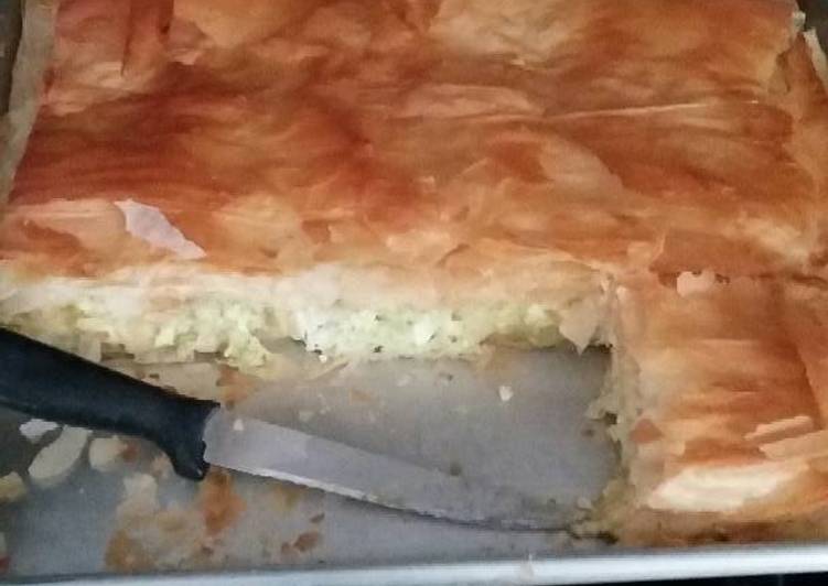 Tiropita/ Cheese pie Tiropita/ Cheese pie