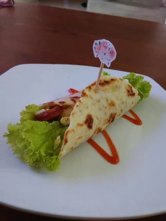 Cara Mudah Membuat Resep Kebab with cassava tortilla (kebab singkong) yang Enak Banget Anti Ribet, Sempurna