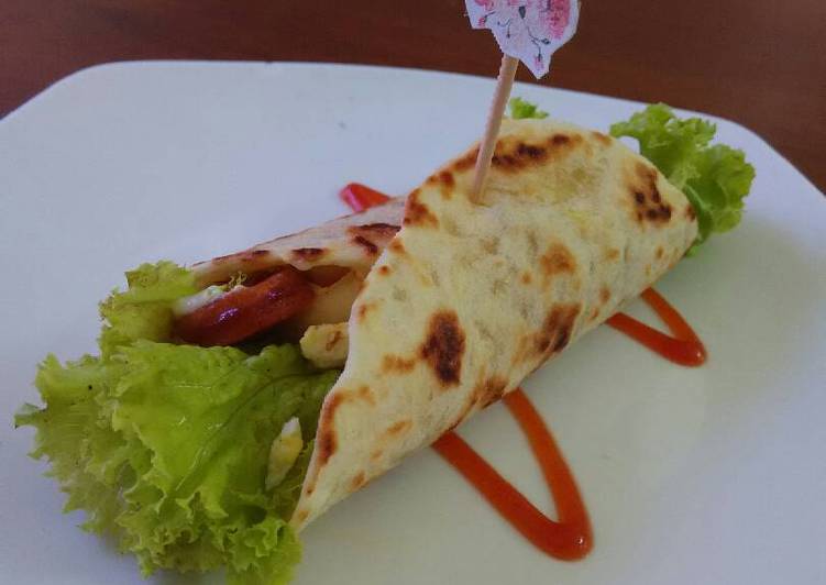 Resep Kebab with cassava tortilla (kebab singkong) oleh Shanty Anggraini - Cookpad