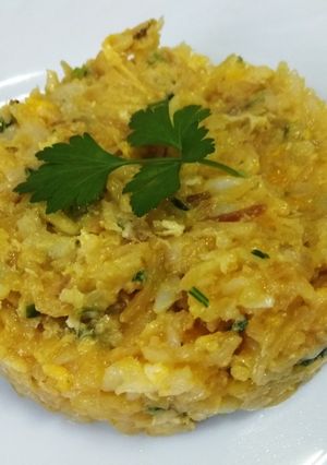 Una foto de Bacalao a bras fácil (con patatas paja de bolsa)