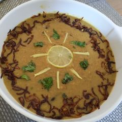 A picture of Haleem.