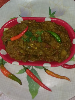 शाही बैंगन (shahi baingan recipe in Hindi) रेसिपी मुख्य फोटो