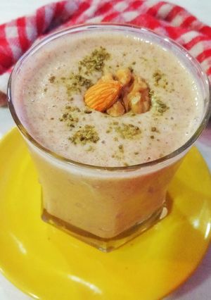 A picture of Barley and fennel lassi.
