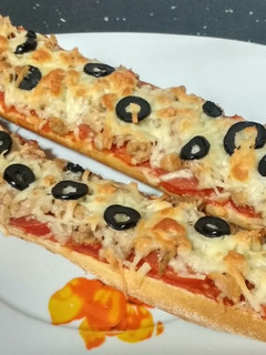 Una foto de Bocapizza de atún