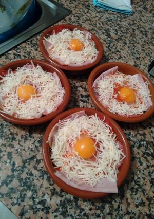 Una foto de Huevos al plato