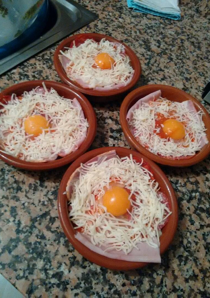 Una foto de Huevos al plato