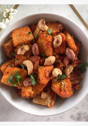 A picture of #Vegan #Sourdough and #tomato upma.