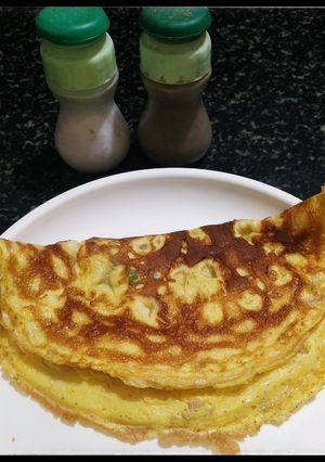 অমলেট (Omlatte recipe in bengali) রেসিপির প্রধান ছবি