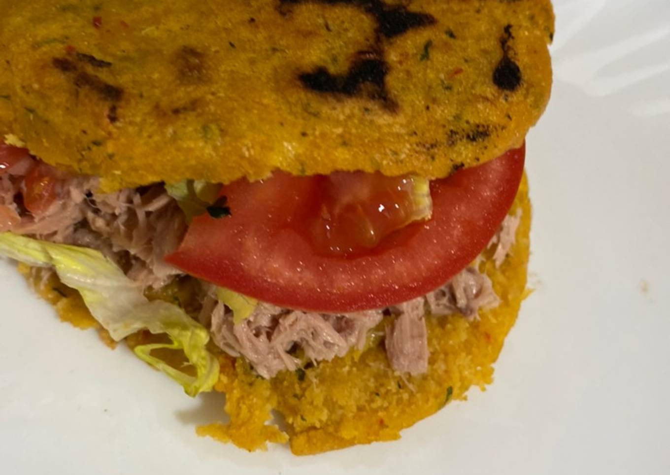 Arepita Saludable de piment贸n, cilantro y ajo porro 馃い