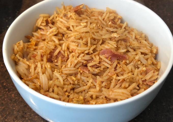 Egg fried rice with ham