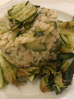 Foto di Risotto con zucchine
