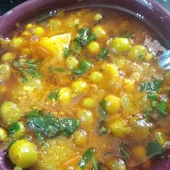 A picture of Aalu peas.