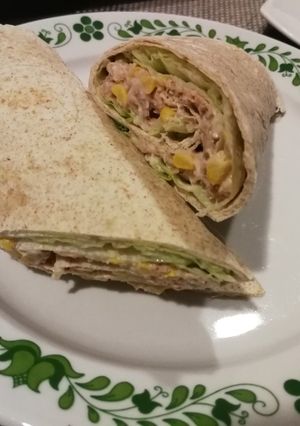Tonhalas tekercs recept fotója