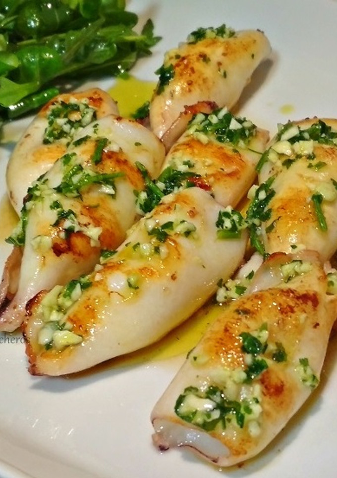 Una foto de Chipirones a la plancha con aliño