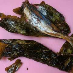 รูปของ Ikan Asin (gerih) Gulung