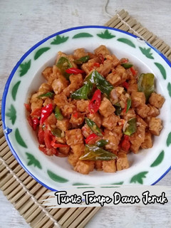 Foto resep Tumis Tempe Daun Jeruk