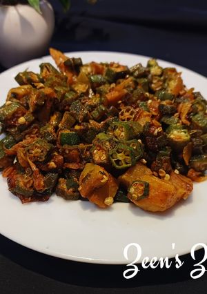 A picture of Tawa Bhindi Aloo.