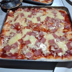 A picture of No Yeast Ham and Cheese Pizza.
