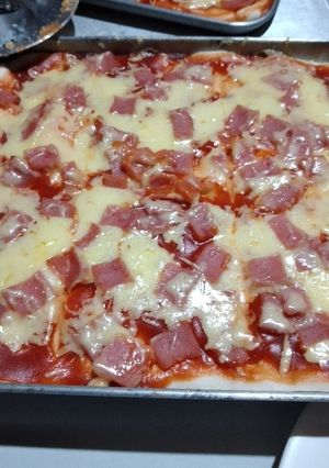 A picture of No Yeast Ham and Cheese Pizza.