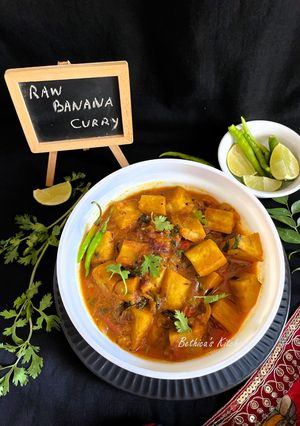 A picture of Raw Banana Curry.