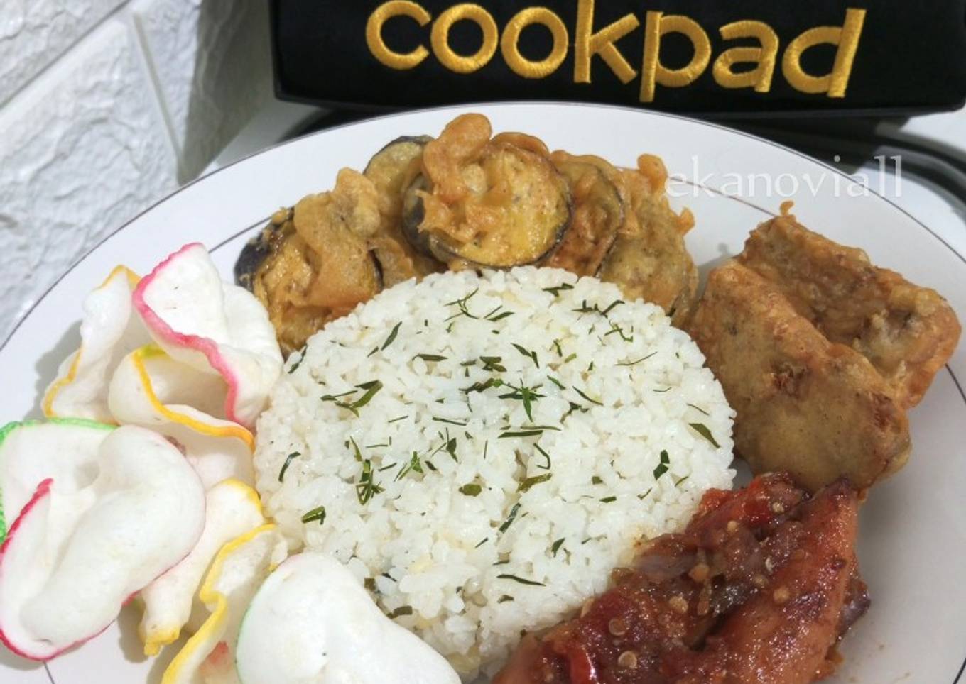 Nasi daun jeruk