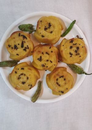 A picture of Baked Dhokla Florets.