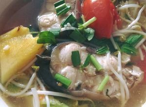Hình của món Canh chua cá hú.