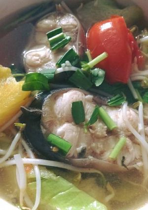 Hình của món Canh chua cá hú.
