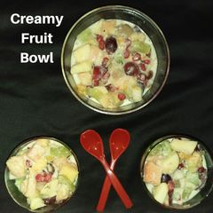 A picture of Creamy Fruit Bowl.