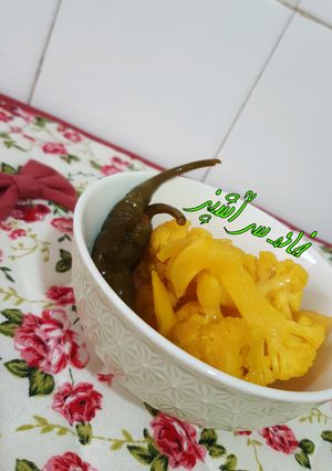 عکسی از دستور ترشی گل کلم(خانم سرآشپز)