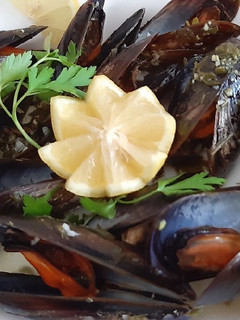 Una foto de Mejillones a la provenzal