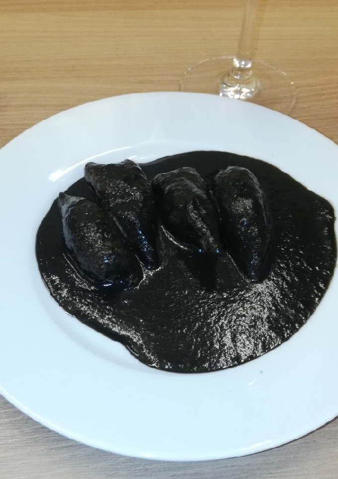 Una foto de Txipis negros
