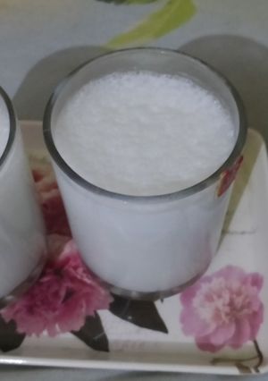 लस्सी (lassi recipe in Hindi) रेसिपी मुख्य फोटो