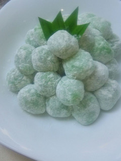 Foto resep Kue Mochi Pandan Isi Kacang