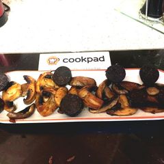 My Butter Fried Mushrooms with Grilled Black pudding sliced.💞 A picture of My Butter Fried Mushrooms with Grilled Black pudding sliced.💞.
