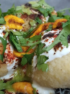 "દહીં વડા" (Dahi wada recipe in gujarati) રેસીપી મુખ્ય ફોટો