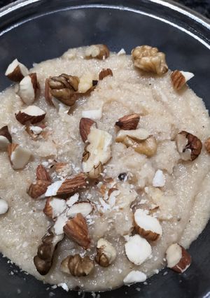 A picture of Suji halwa.