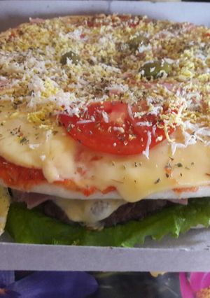 Una foto de Hamburpizza casera