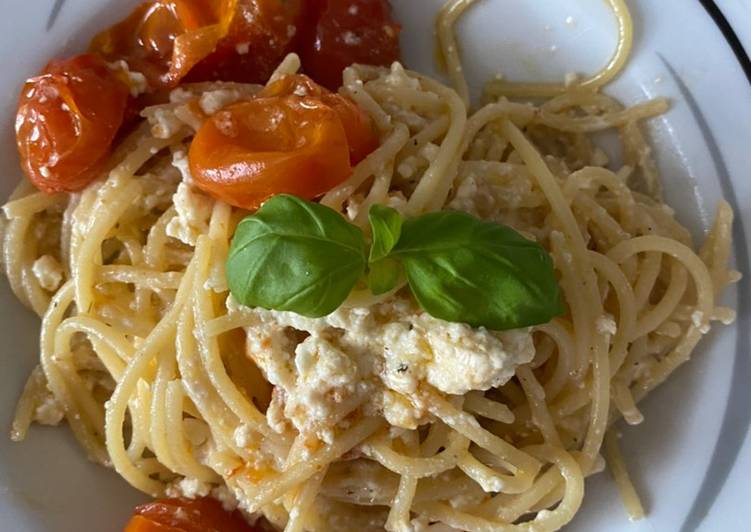 Feta-Tomaten-Nudeln Rezept von Jessi - Cookpad