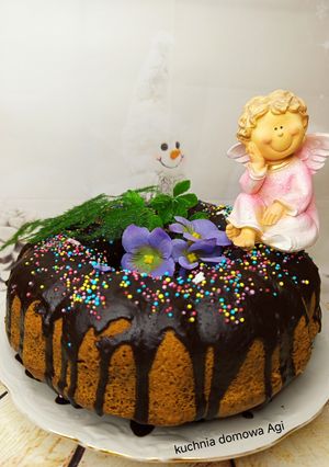 Zdjęcie przepisu Wilgotna babka na oleju i śmietanie z makiem.