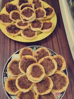 صورة لوصفة عش البلبل السوري بطريقه سهله بعجينه البيف باستري