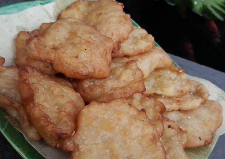 resep cara buat Kue Cucur Pisang Wijen