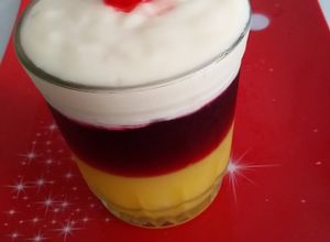 Una foto de Vaso Tricolor