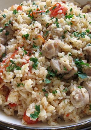A picture of Chicken, Garlic & Tomato Takikomigohan.