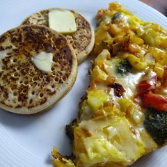 A picture of Steamed Fritatta with Crumpets.