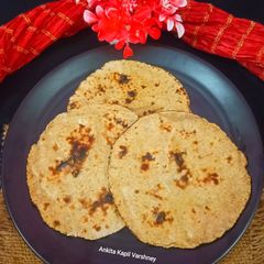 A picture of Sattu Roti.