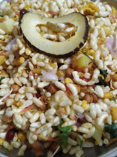 भेल(Bhel recipe in hindi) रेसिपी मुख्य फोटो