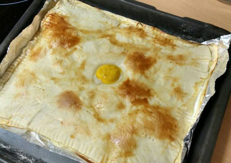 Empanada de jamón york y queso Receta de Naiara Campo- Cookpad