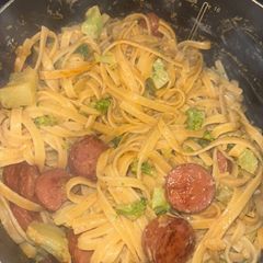 A picture of Basic Sausage Alfredo.
